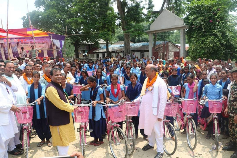 अख्तियार पसेपछि  मधेस सरकारको साइकल वितरण कार्यक्रम २ वर्षदेखि अलपत्र 